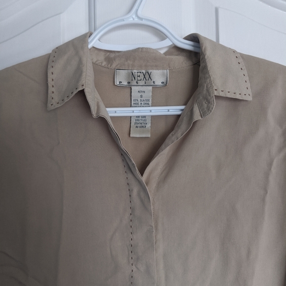 4/$20 Tan 100% Silk Blouse Size Small - Picture 2 of 6